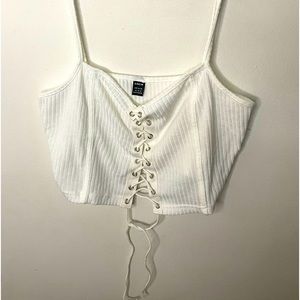 Women white crop top, size XL